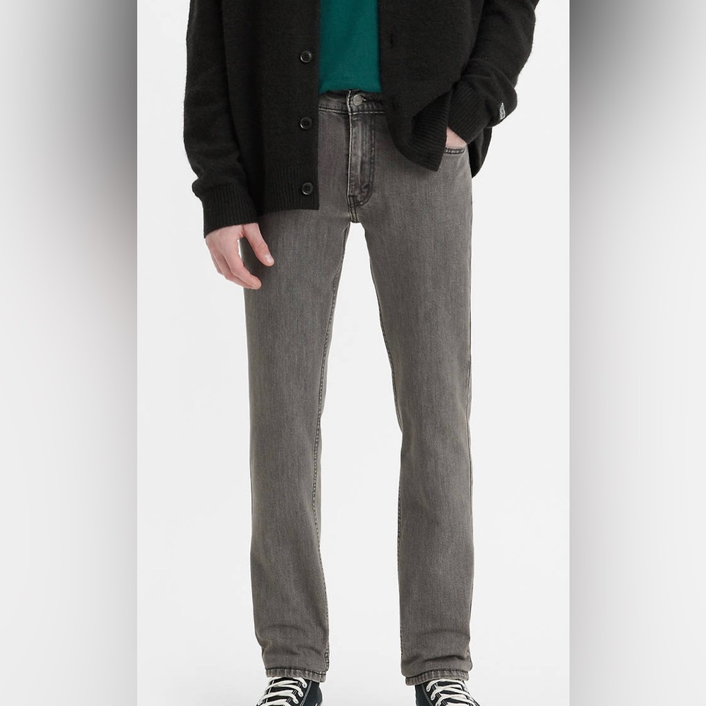 Levi’s men’s 511. Slim fit. Stretch . Color is far far away black